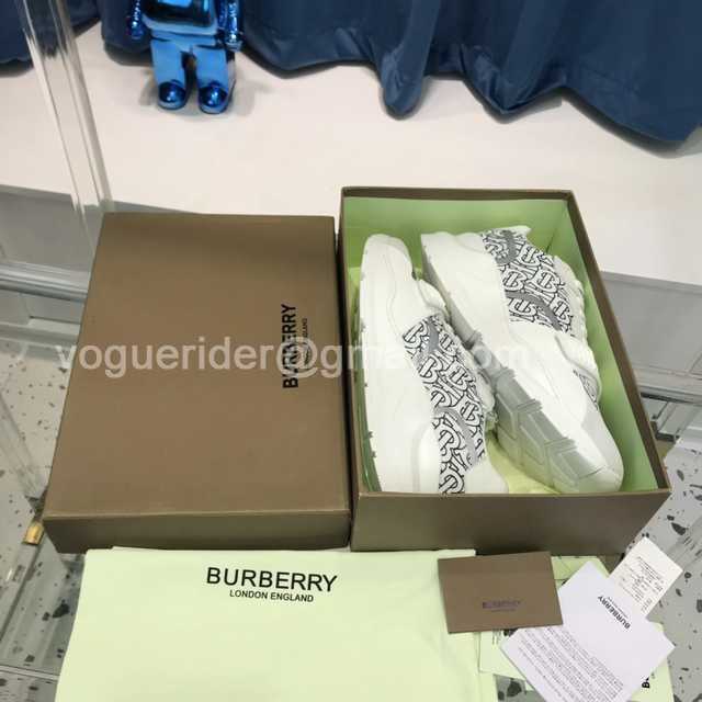 Burberry Vintage Sneaker
