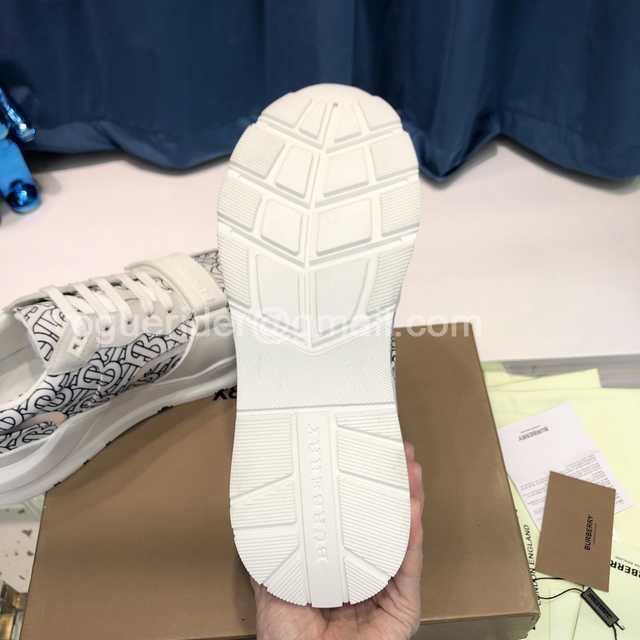 Burberry Vintage Sneaker