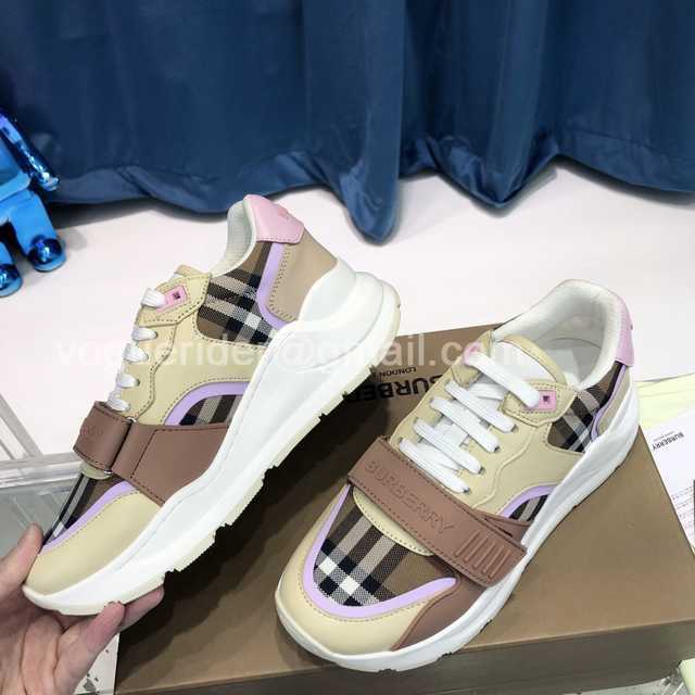 Burberry Vintage Sneaker