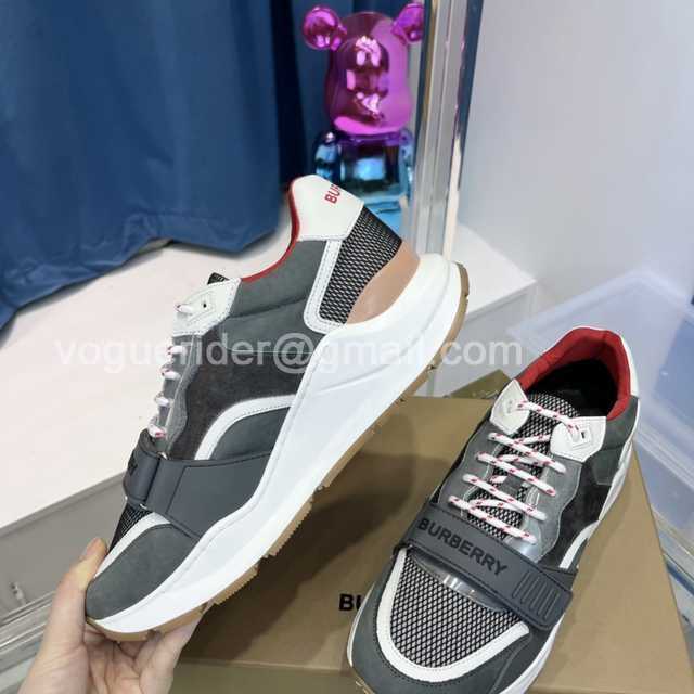 Burberry Vintage Sneaker