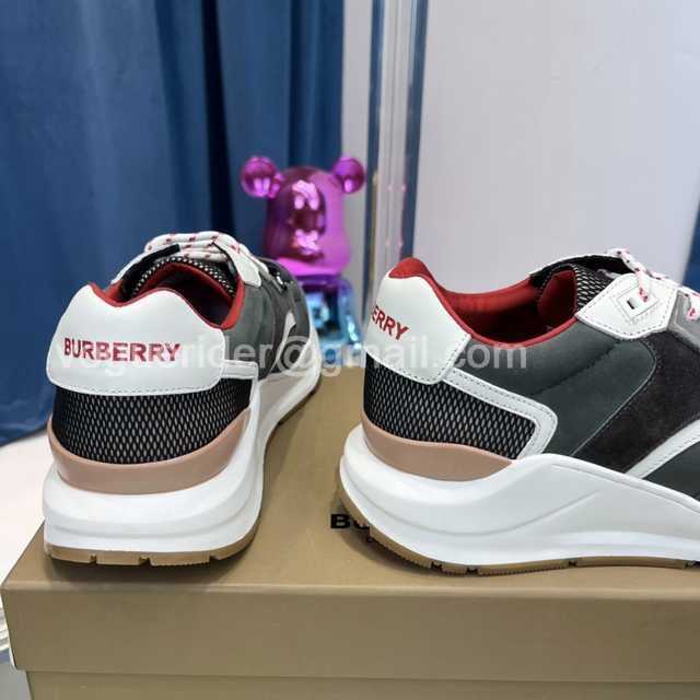 Burberry Vintage Sneaker