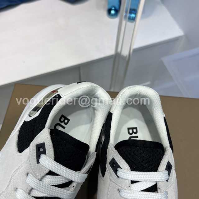 Burberry Vintage Sneaker