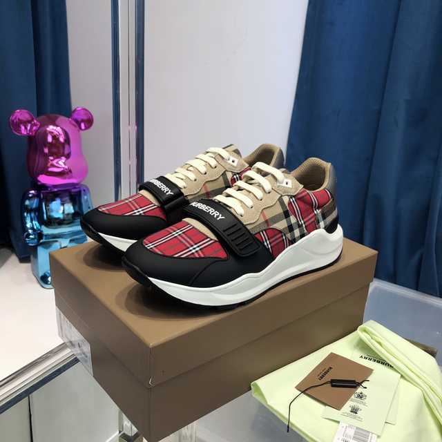 Burberry Vintage Sneaker