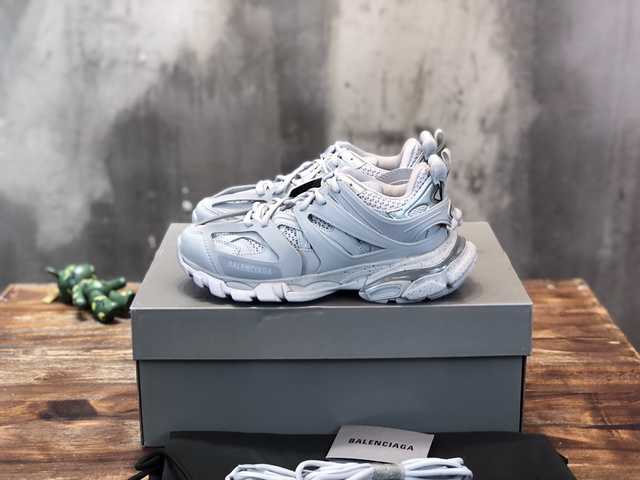 Balenciaga Triple-S 3.0