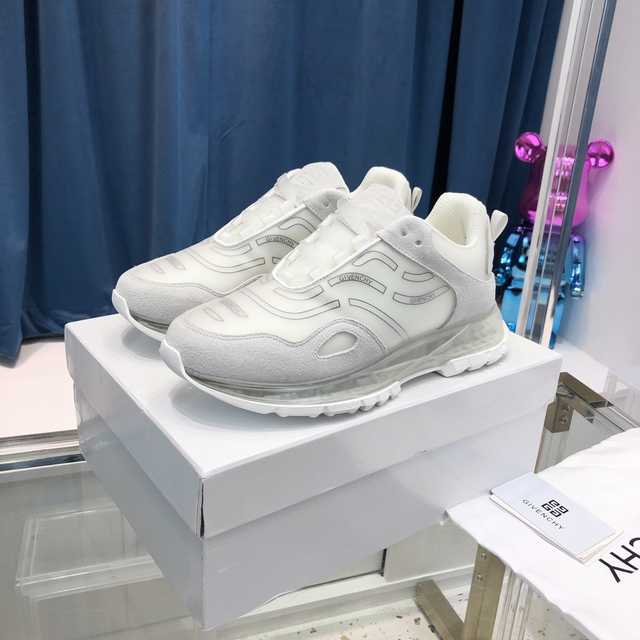 Givenchy TPU sneaker