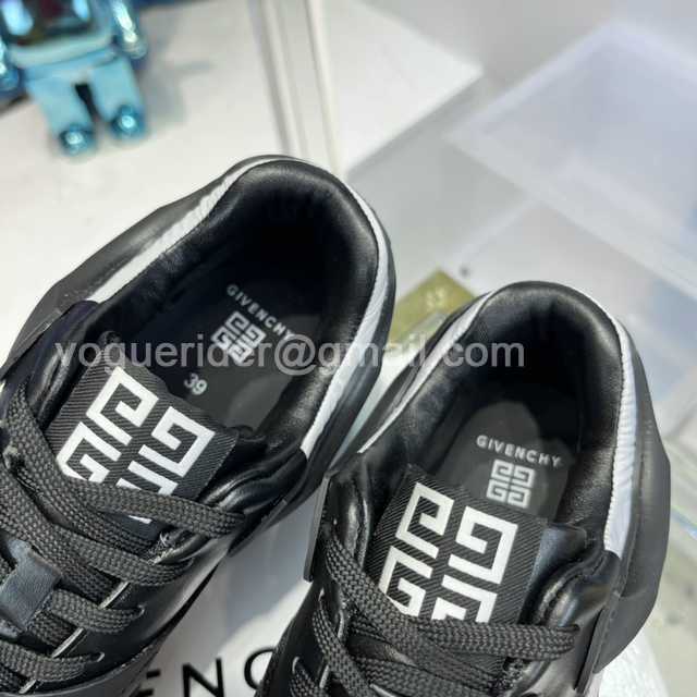 Givenchy TPU sneaker