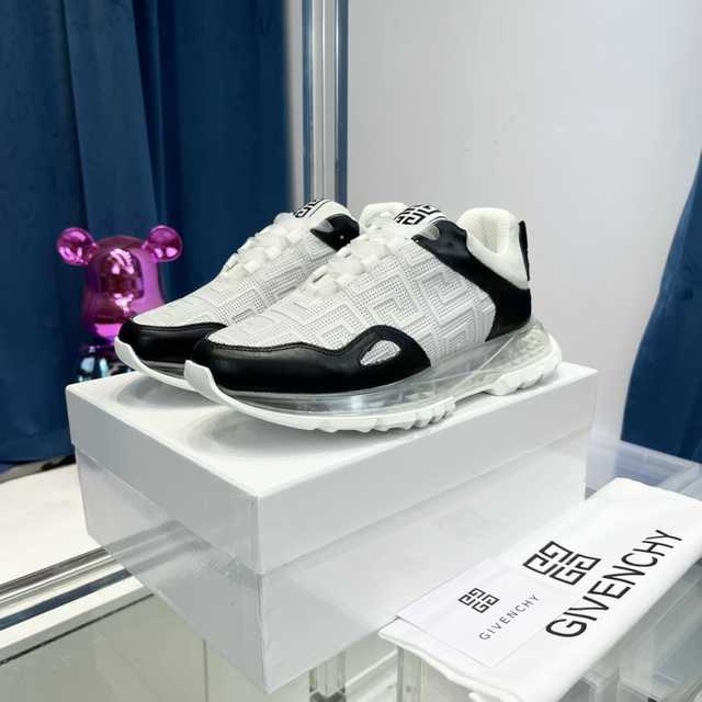 Givenchy TPU sneaker