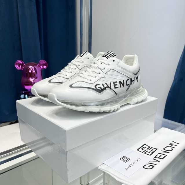 Givenchy TPU sneaker