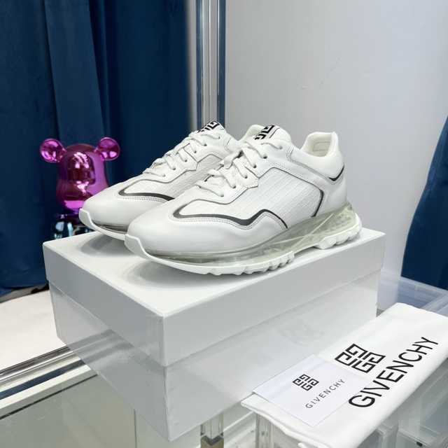 Givenchy TPU sneaker