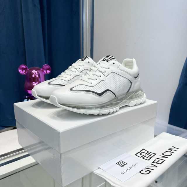Givenchy TPU sneaker