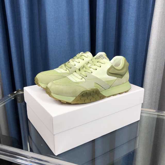 Givenchy calfskin sneaker