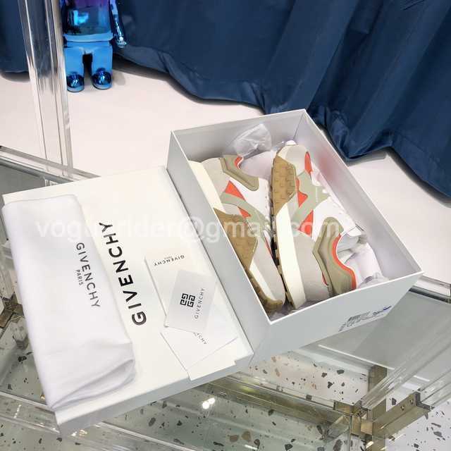 Givenchy TPU sneaker