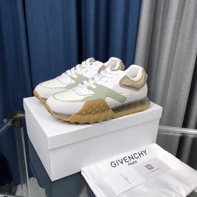 Givenchy calfskin sneaker