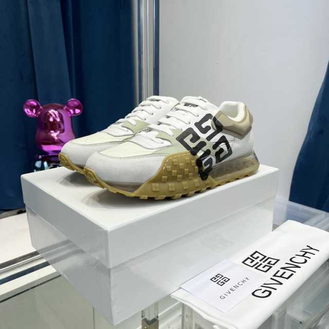 Givenchy calfskin sneaker