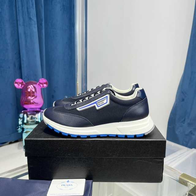 Prada classic sneaker