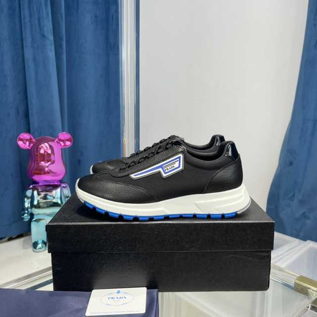 Prada classic sneaker