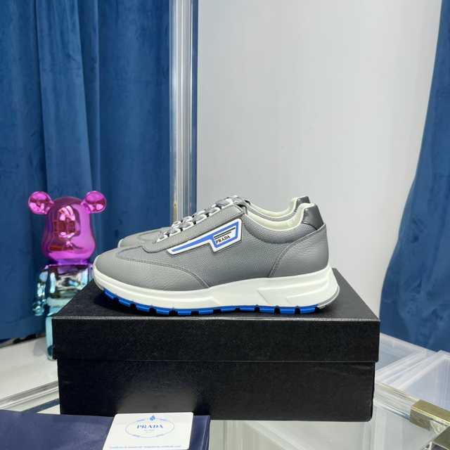 Prada classic sneaker