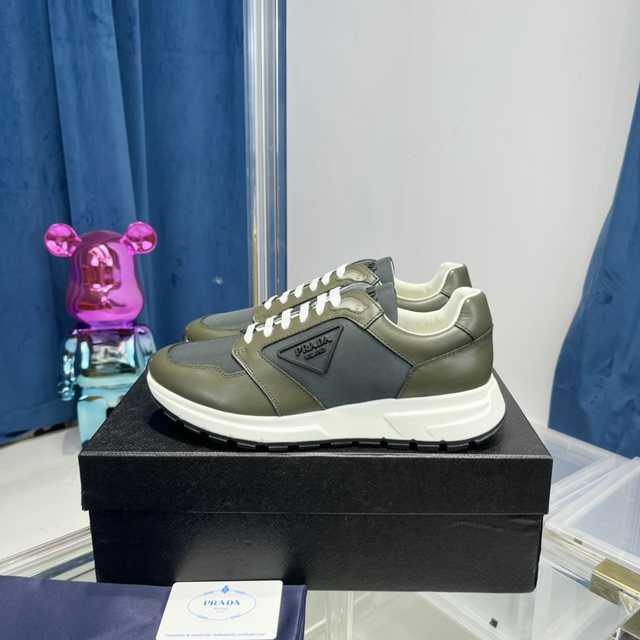 Prada classic sneaker