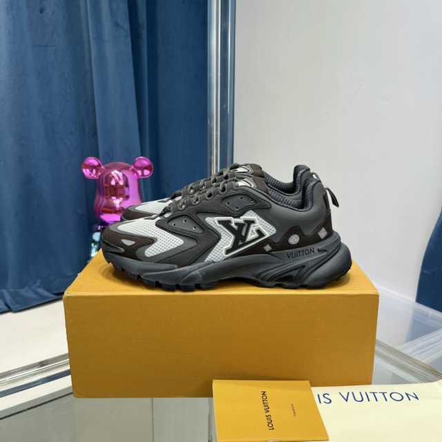 Louis Vuitton Runner Tatic