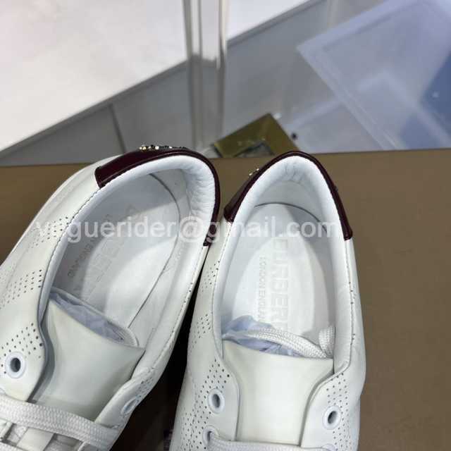 Burberry slides v1 Burberry slides v1