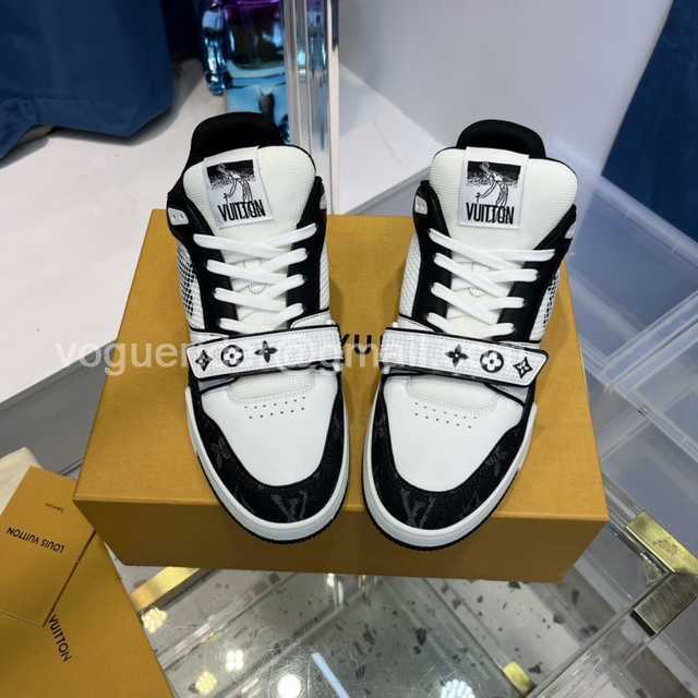 Louis Vuitton 22 runway Louis Vuitton 22 runway