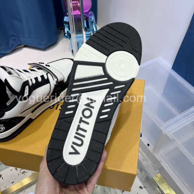 Louis Vuitton 22 runway Louis Vuitton 22 runway