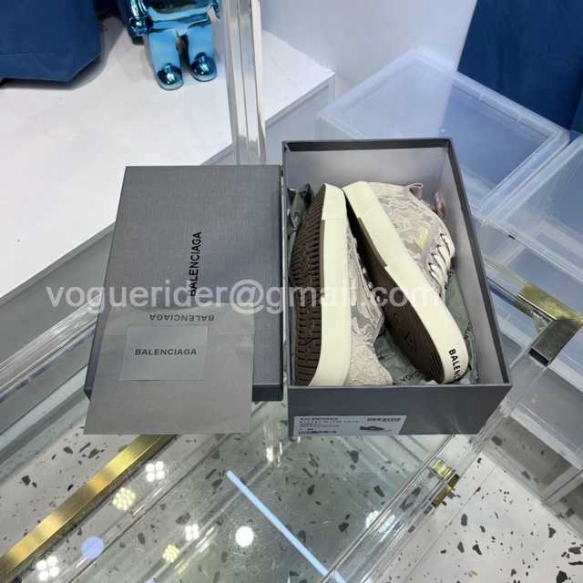 Balenciaga Paris canvas