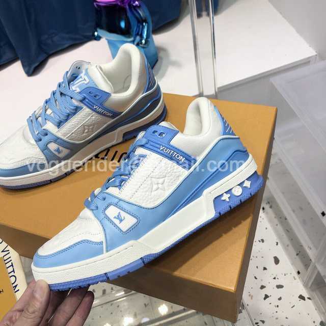 Louis Vuitton 22 runway