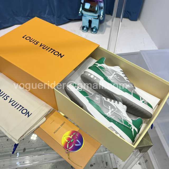 Louis Vuitton 2022 runway monogram Louis Vuitton 2022 runway monogram