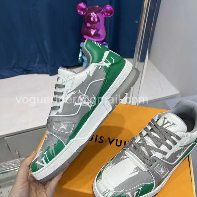 Louis Vuitton 2022 runway monogram Louis Vuitton 2022 runway monogram