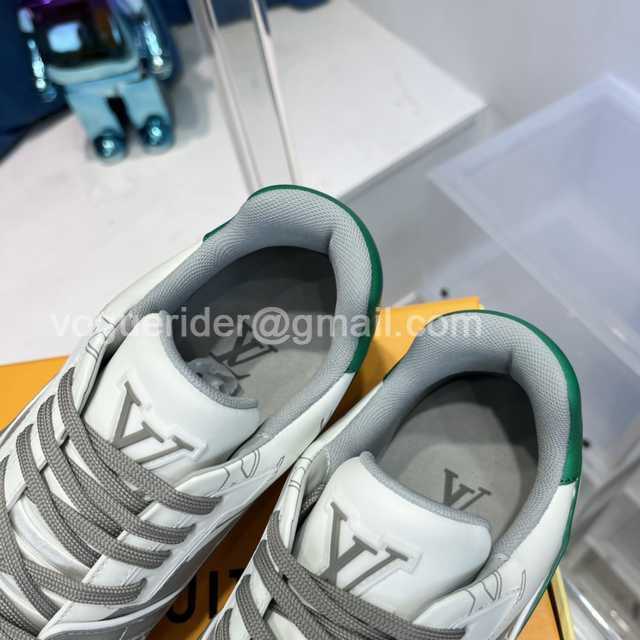 Louis Vuitton 2022 runway monogram Louis Vuitton 2022 runway monogram