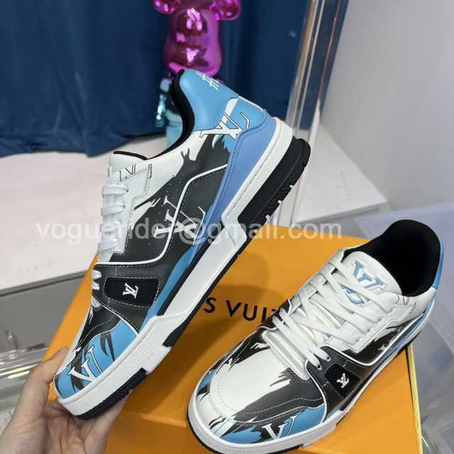 Louis Vuitton 2022 runway monogram Louis Vuitton 2022 runway monogram