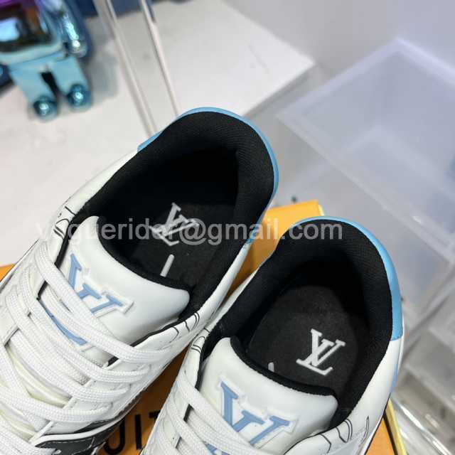 Louis Vuitton 2022 runway monogram Louis Vuitton 2022 runway monogram