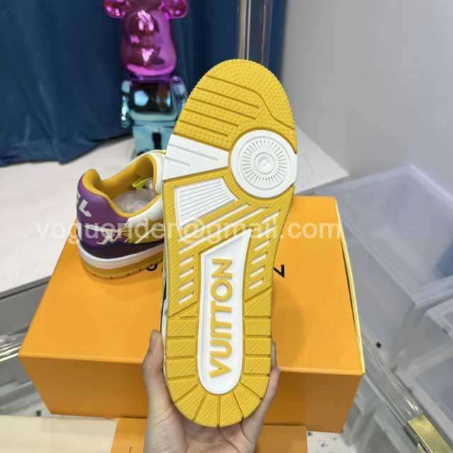 Louis Vuitton 2022 runway monogram Louis Vuitton 2022 runway monogram