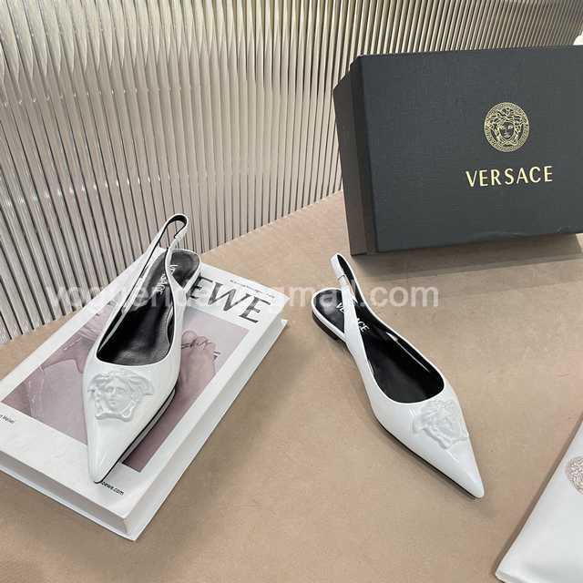 Versace 21sf patent leather