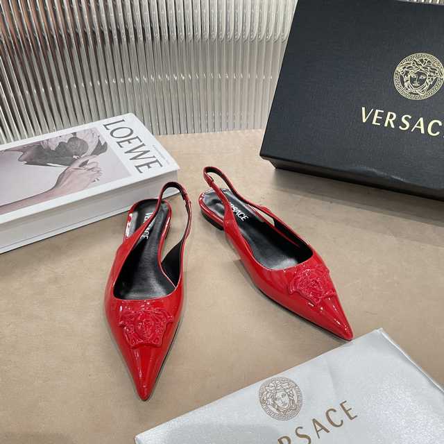 Versace 21sf patent leather
