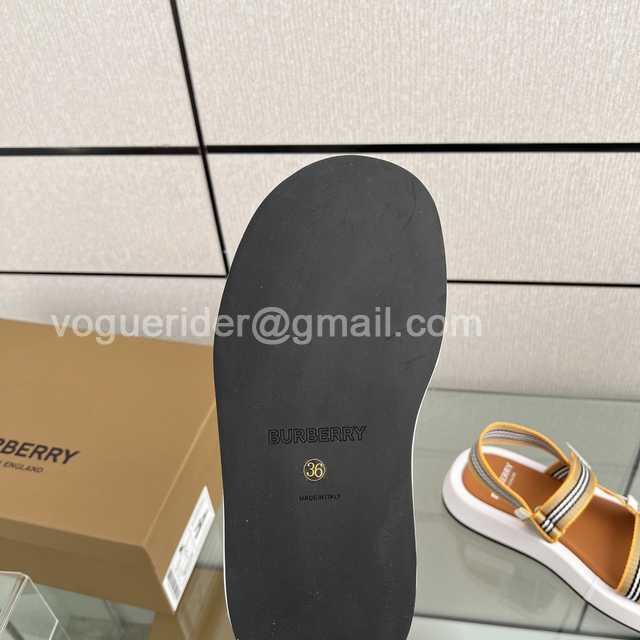 Burberry 2022 strap Burberry 2022 strap