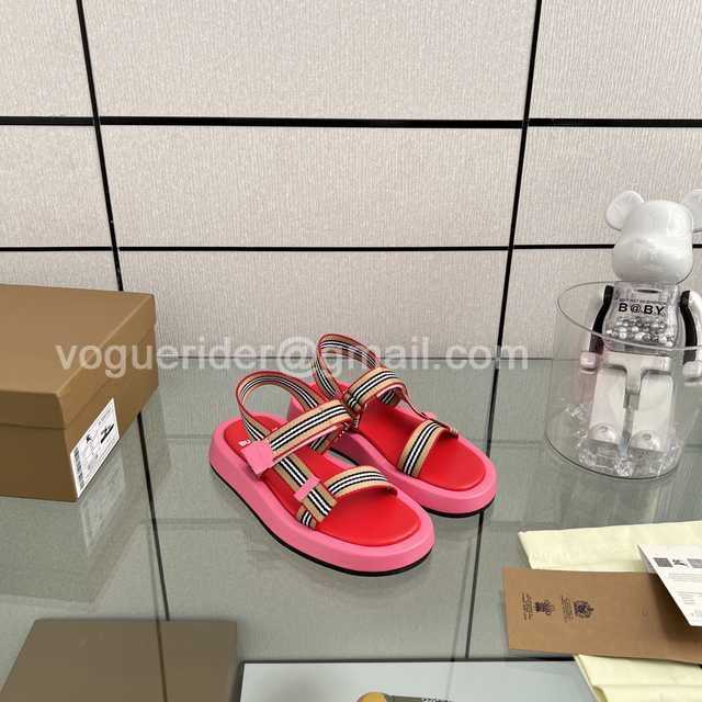 Burberry 2022 strap Burberry 2022 strap
