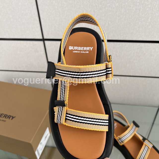 Burberry 2022 strap
