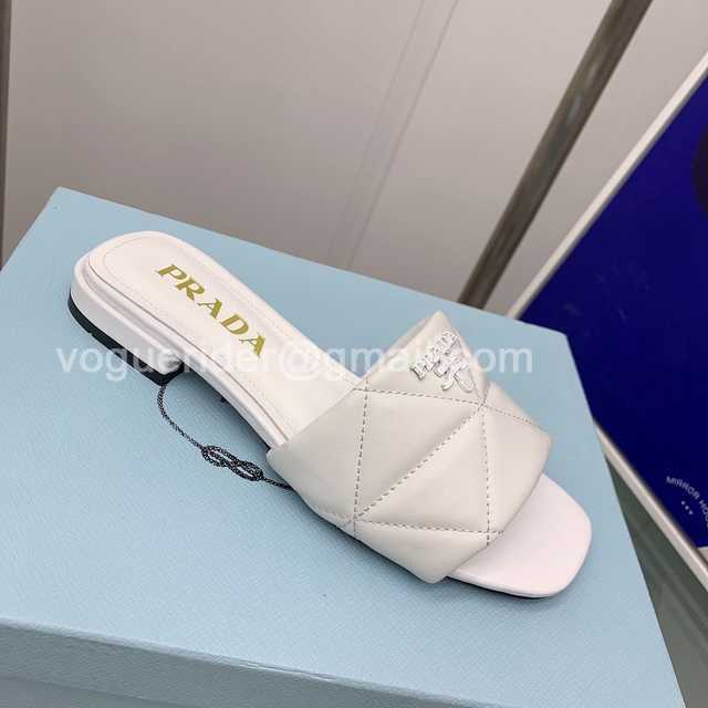 Prada 2022ss sheep Prada 2022ss sheep