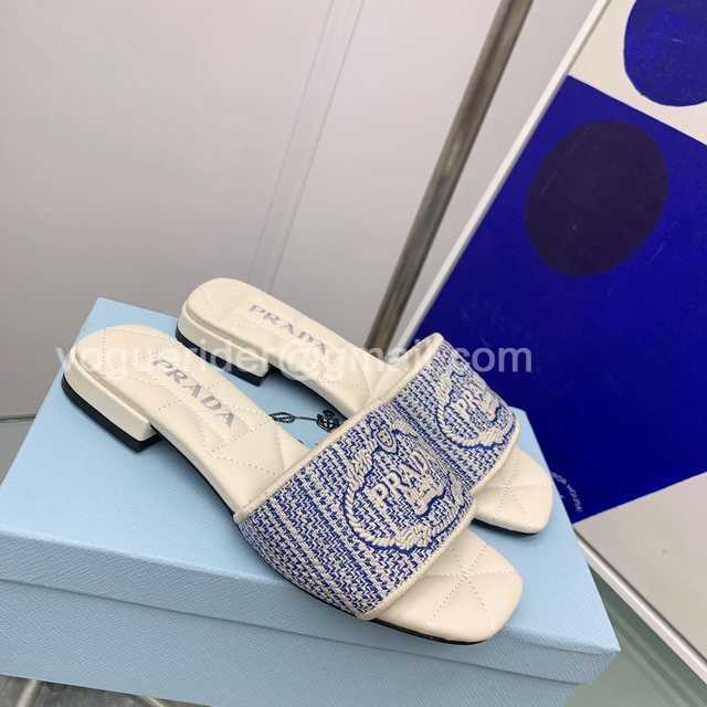 Prada 2022ss sheep Prada 2022ss sheep