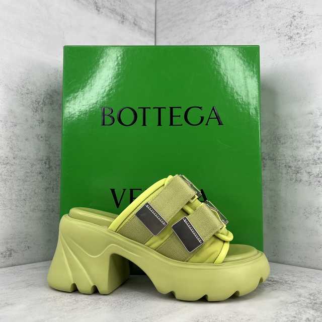 Bottega Veneta 22s Platform