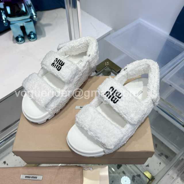 Miumiu 22fw fur Miumiu 22fw fur