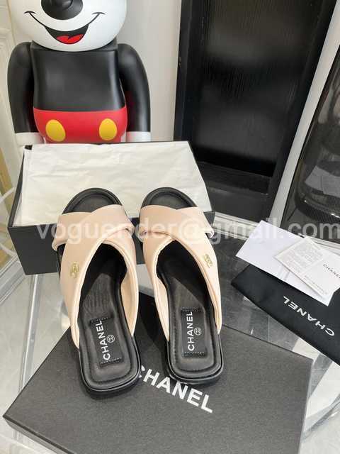 Chanel 2022 crossing Chanel 2022 crossing