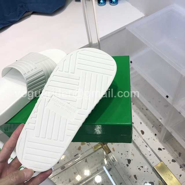 Bottega Veneta 2022 rubber