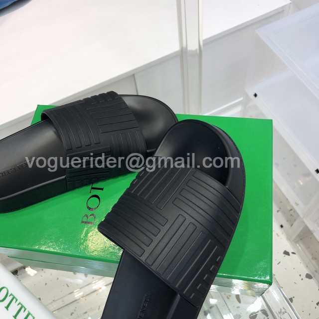 Bottega Veneta 2022 rubber