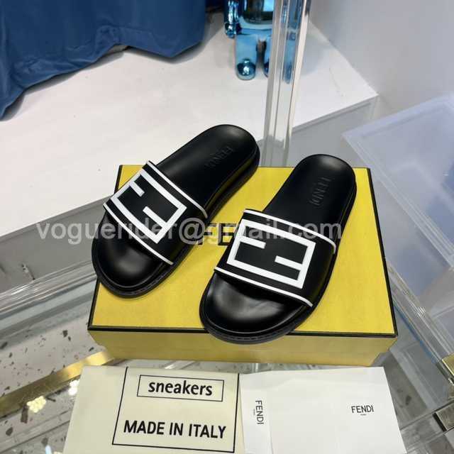 Fendi Couple PU Fendi Couple PU
