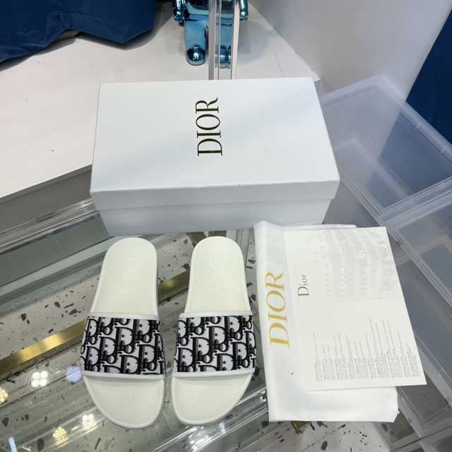 Dior men puffy Dior men puffy