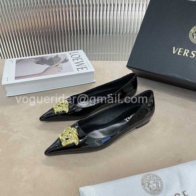 Versace 21s runway