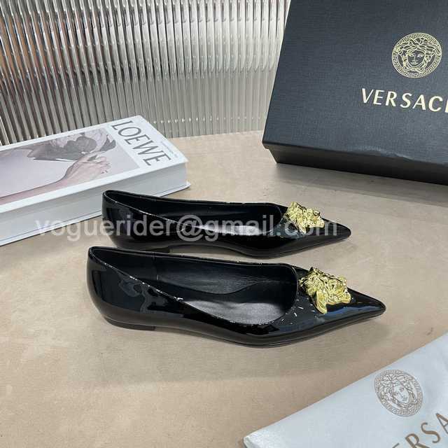 Versace 21s runway